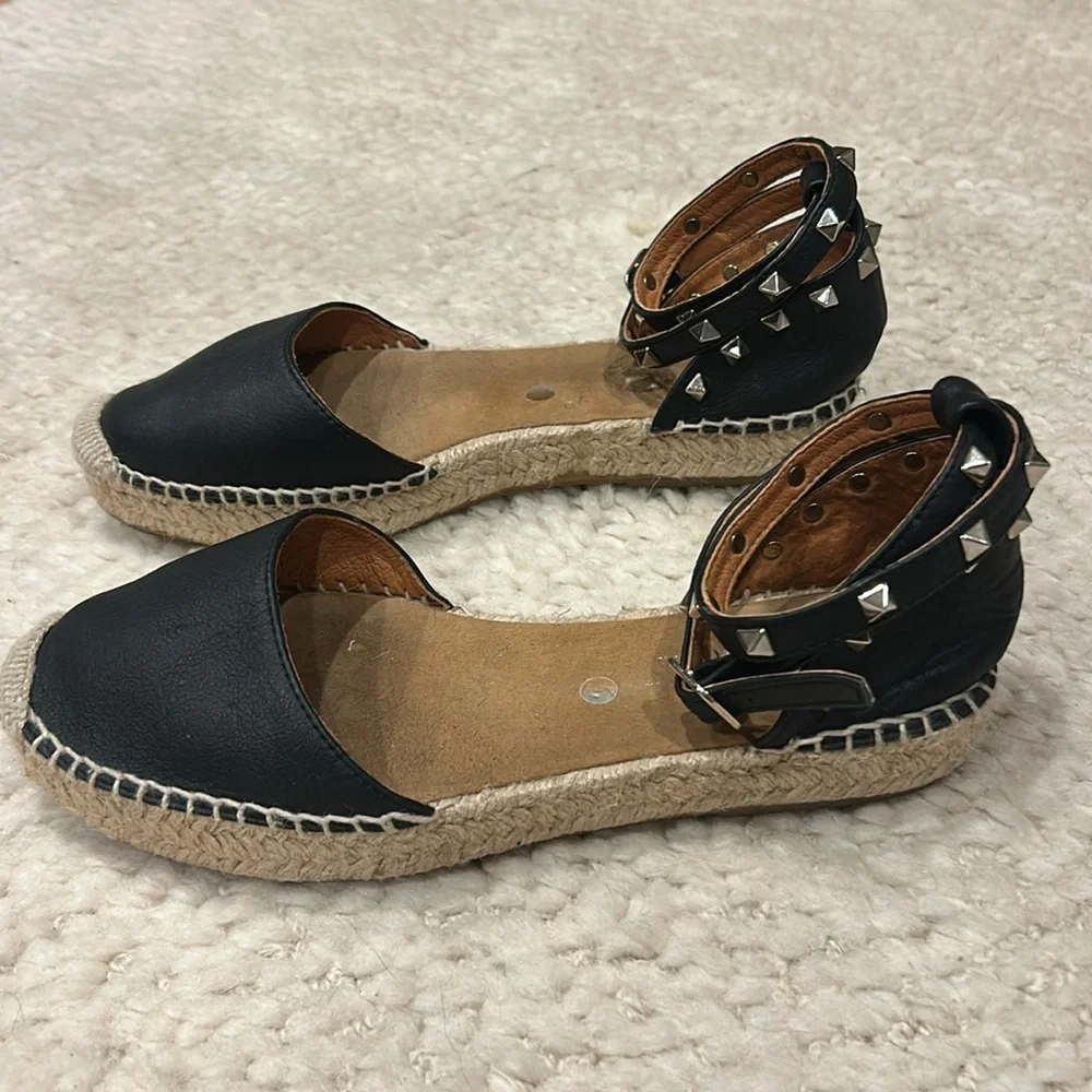 Maypol valentino women